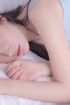 女人与公拘交酡免费网站